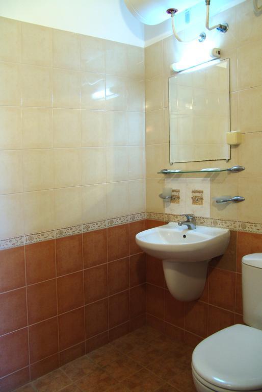 Central Family Hotel Haskovo Phòng bức ảnh