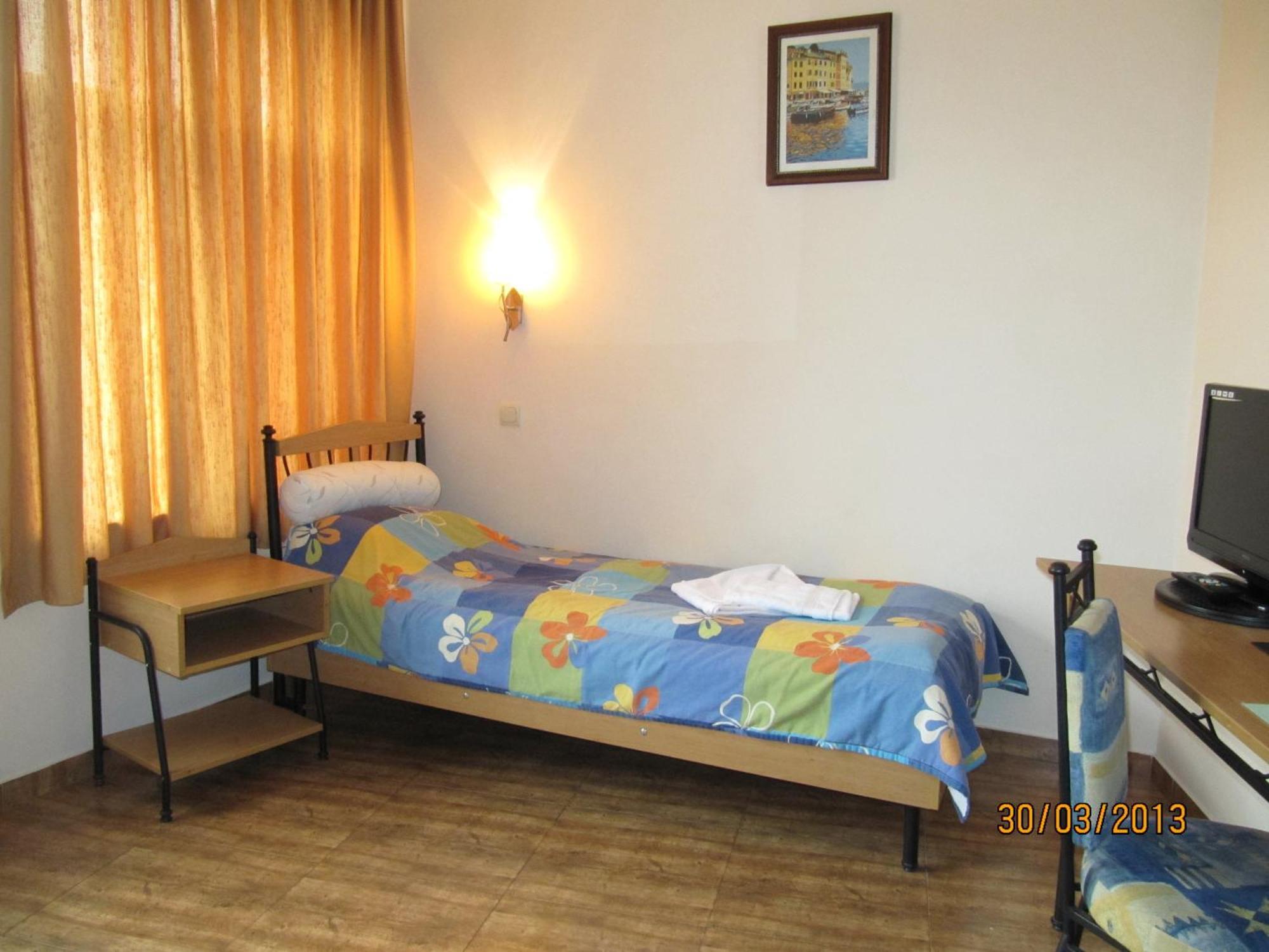 Central Family Hotel Haskovo Phòng bức ảnh