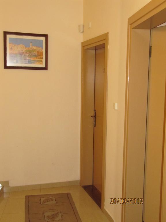 Central Family Hotel Haskovo Ngoại thất bức ảnh